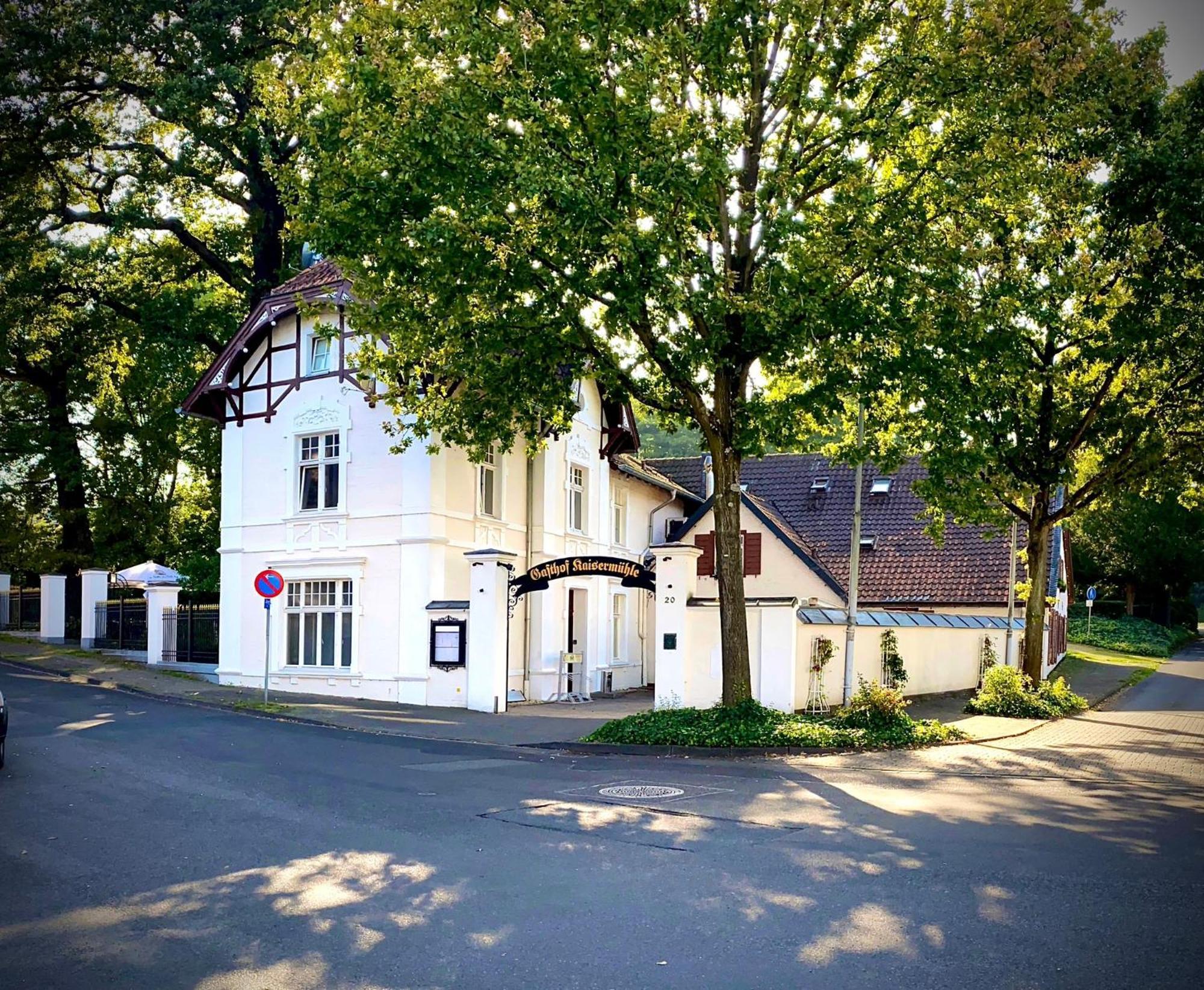 Historischer Gasthof Kaisermuehle - Hotel & Restaurant Viersen Zentrum Exteriör bild